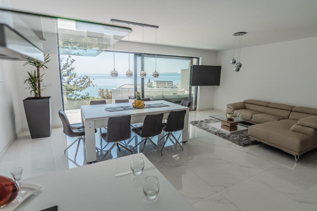 Villa The Boat With Rooftop Pool Matulji Exterior foto